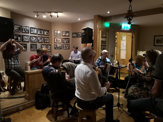 Comentarii opinii despre The Harp Tavern