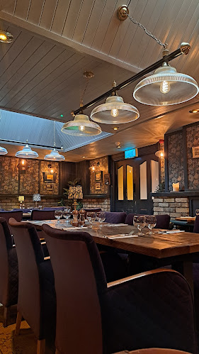 Comentarii opinii despre The Dew Drop Inn & Brewhouse