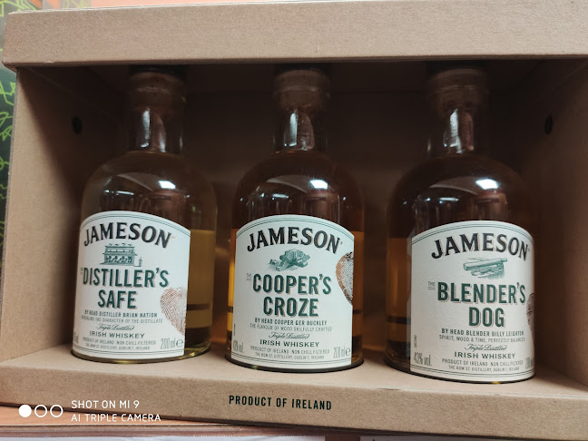 Comentarii opinii despre Next Door Off Licence