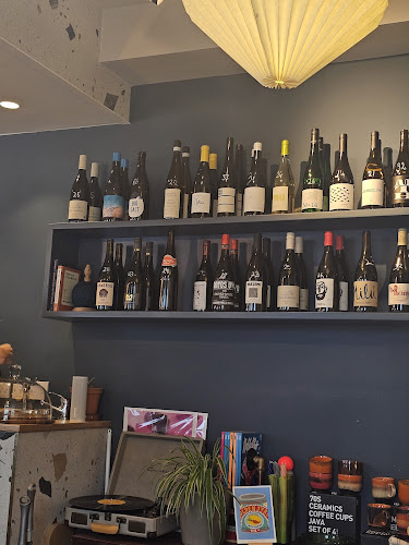 Comentarii opinii despre Ré Coffee and Design