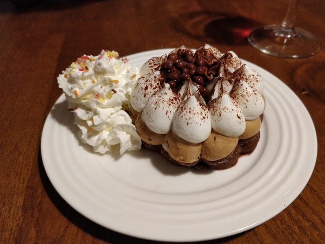 Soos Asian Street Food - Hospitality and gastronomy