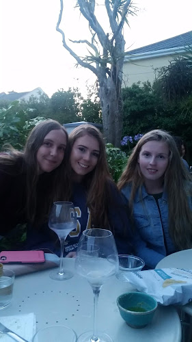 Comentarii opinii despre The Back Of The Shop