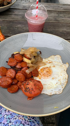 Comentarii opinii despre No 9 Café