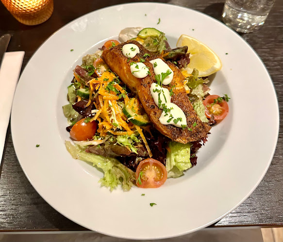 Comentarii opinii despre Murphy Brownes