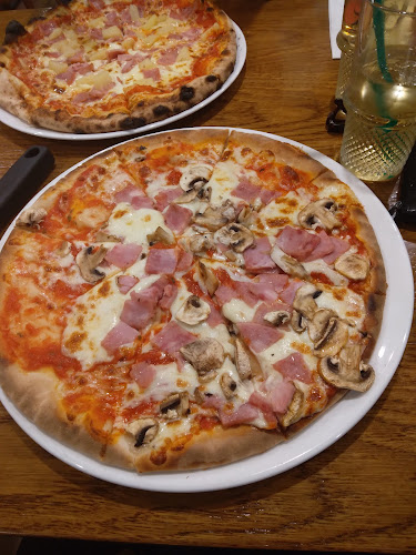 Gatto Rosso - Italian Restaurant