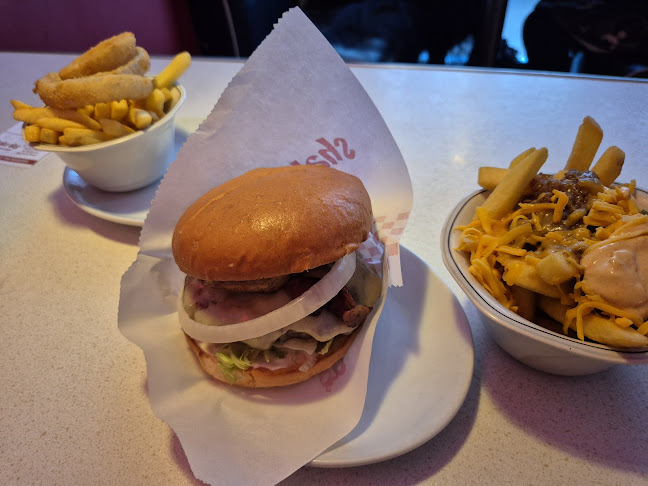 Shake Dog - Hospitality and gastronomy