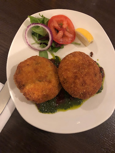 Davis' Restaurant & Yeats Tavern - Hospitality and gastronomy