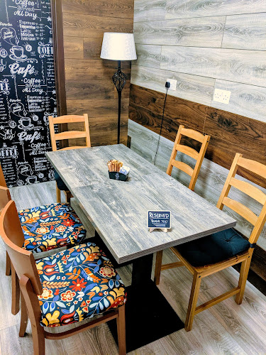 Comentarii opinii despre I GUFI CAFE