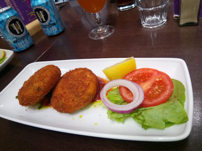 Davis' Restaurant & Yeats Tavern - Drumcliffe North