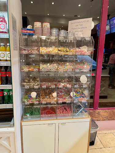 Whipped Ice-cream&Coffee Parlour - Hospitality and gastronomy