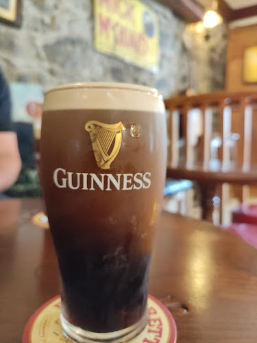 Clarke's Bar - Hospitality and gastronomy