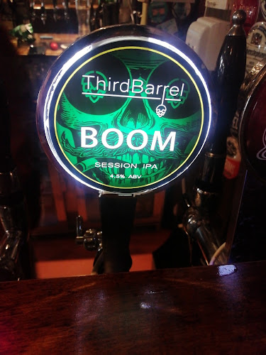 Comentarii opinii despre Cissie Youngs