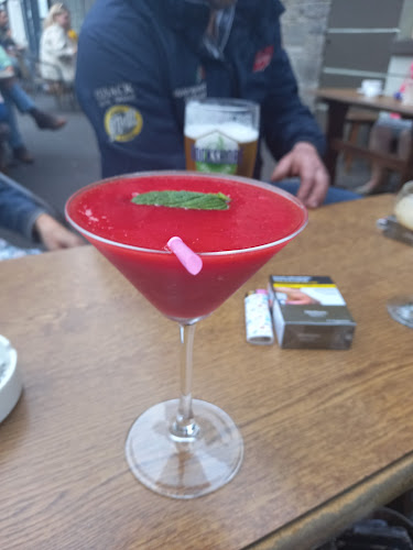 Floods - Hospitality and gastronomy