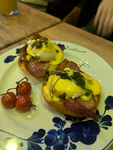 Comentarii opinii despre Hook & Ladder Sarsfield Street