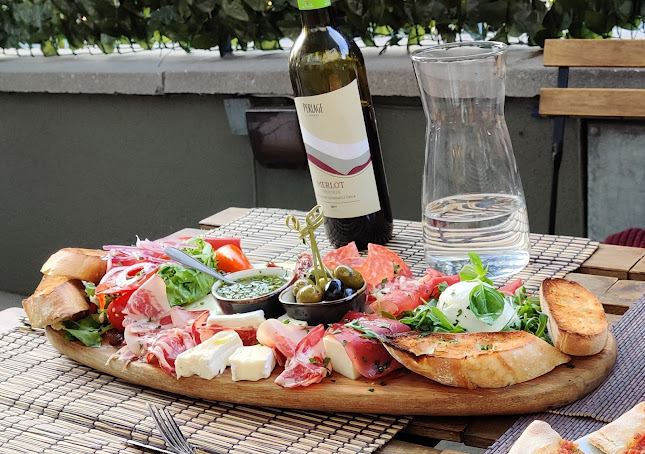 Opinii despre Bistro-Cafe Ragazzi în Bray - Hospitality and gastronomy