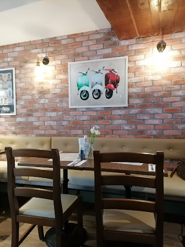 Ariosa Cafe - Hospitality and gastronomy