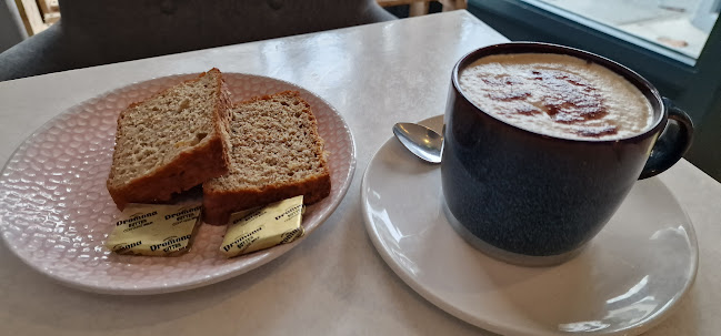 Comentarii opinii despre Dora May's Catering