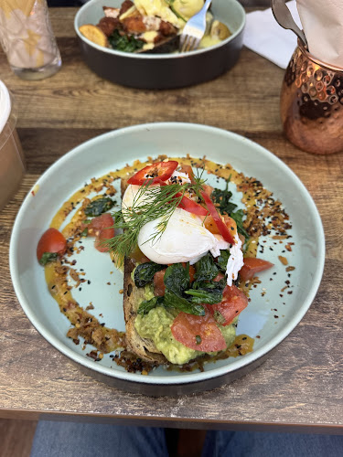 Comentarii opinii despre Green Straw