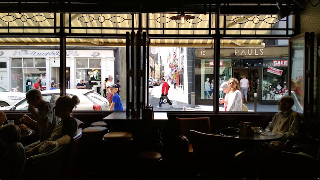 Paris Texas Bar and Restaurant - Hospitality and gastronomy