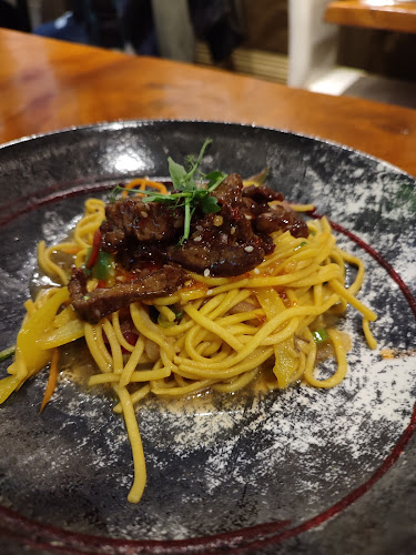 Eala Bhan - Hospitality and gastronomy