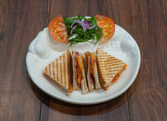 J&J Cafe Restaurant - Waterford