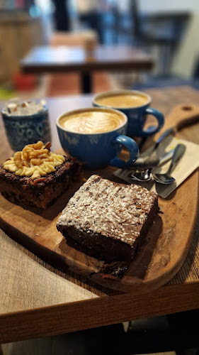 65 Degree Coffee Bar