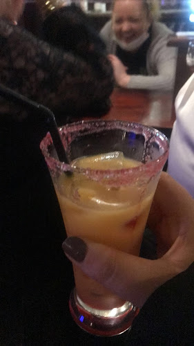 Comentarii opinii despre Joes Place