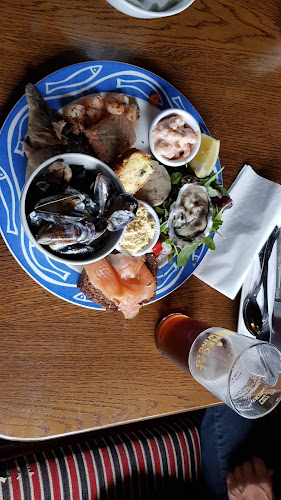 Comentarii opinii despre Olde Castle Seafood Bar
