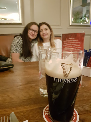 Comentarii opinii despre The Queens Bar