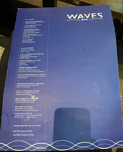 Comentarii opinii despre Waves Bar