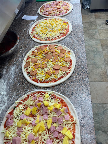 Sorrento's Take Away Pizzeria - Hospitality and gastronomy