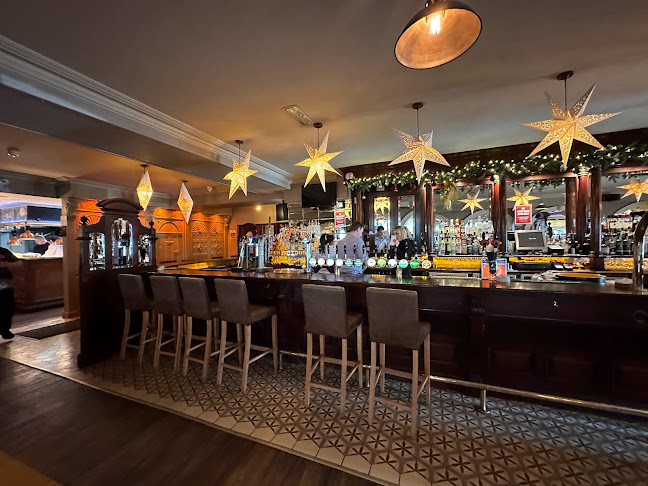 Comentarii opinii despre Pennyhill Pub