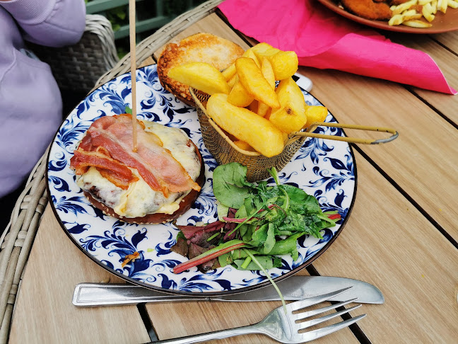 Comentarii opinii despre The Thatch Pub