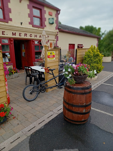 Mary Lynchs Pub - Hospitality and gastronomy