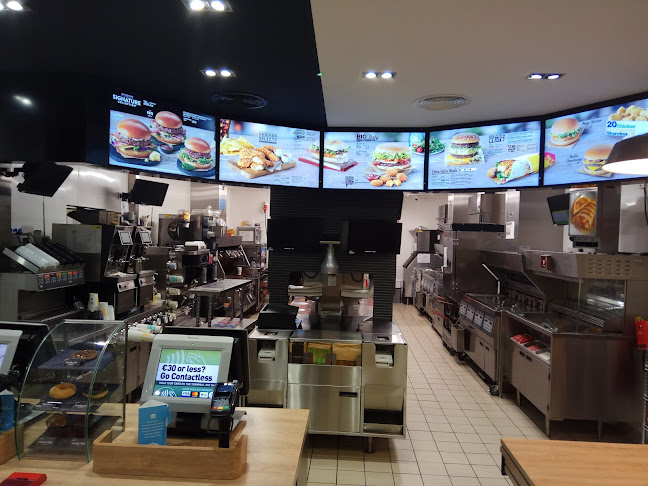 McDonald's - Hospitality and gastronomy