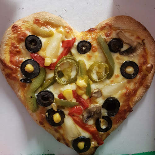 Unit 31, Castlewest Shopping Centre, Ballincollig, Cork, P31 P785