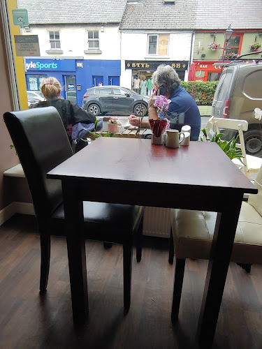 Opinii despre Chilli Coffee Shop în Westport - Hospitality and gastronomy