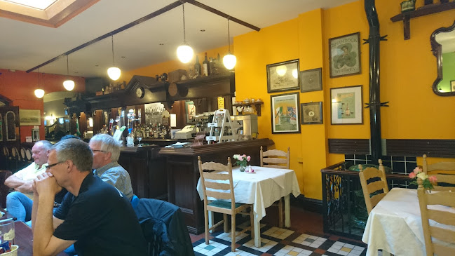 Kellys Bar-Steak & Seafood House - Hospitality and gastronomy