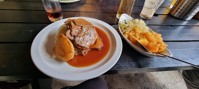 Opinii despre The Hollywood Inn în Hollywood - Hospitality and gastronomy