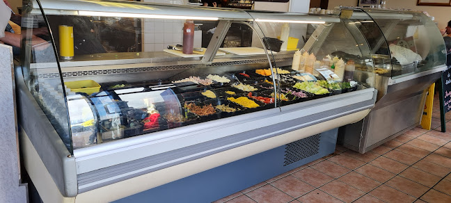 Opinii despre Mr Chippie Station Roundabout în Letterkenny - Hospitality and gastronomy