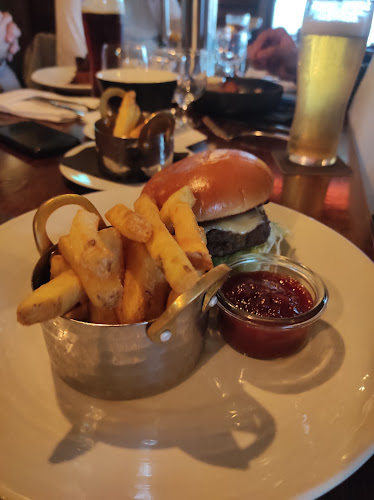 The Dew Drop Inn & Brewhouse