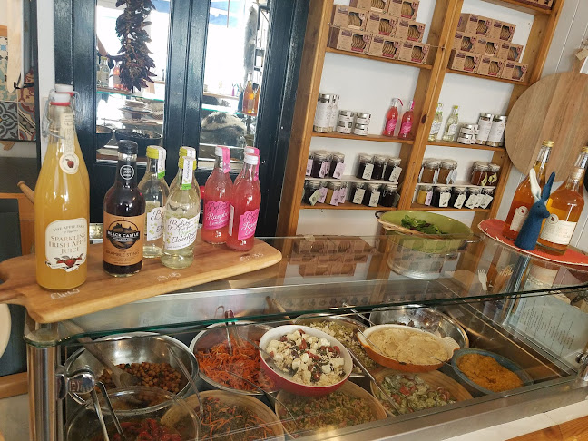 Comentarii opinii despre Crinkle Stores