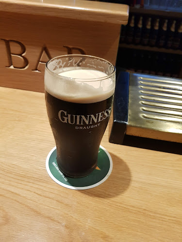 Opinii despre Murphys bar and shop în Ballylynan - Hospitality and gastronomy