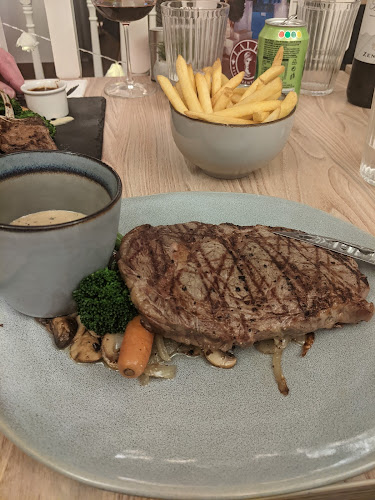 Lalla - Hospitality and gastronomy