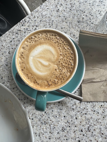 Comentarii opinii despre Urban Grind