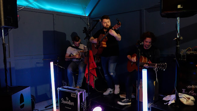 Comentarii opinii despre Faha Court Bar & Courtyard