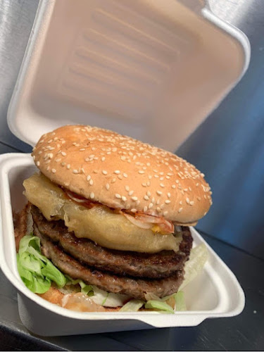 Stradbally Shopping Centre, Main St, Stradbally, Co. Laois, R32 C294