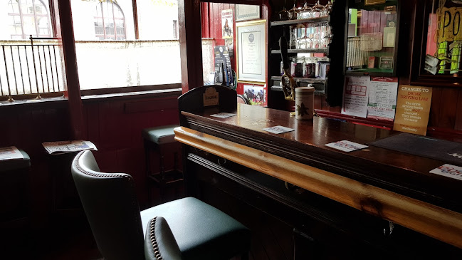 Comentarii opinii despre TJ Ryan Traditional Irish Pub