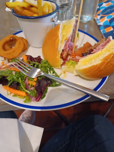 Urban Gruel - Hospitality and gastronomy