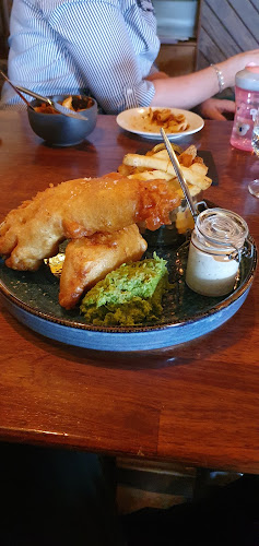 Comentarii opinii despre The Dew Drop Inn & Brewhouse